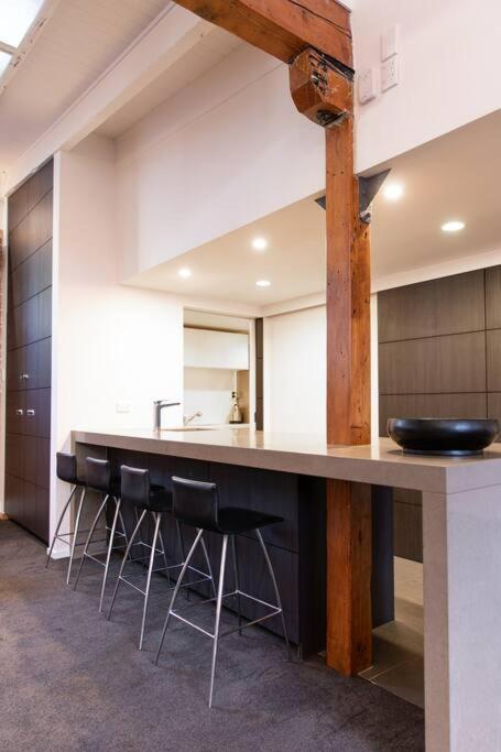 True New York Style Newmarket Loft Apartment Auckland Bagian luar foto