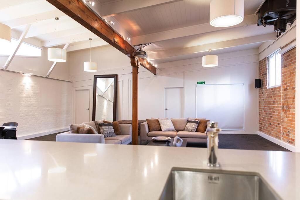True New York Style Newmarket Loft Apartment Auckland Bagian luar foto